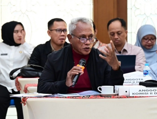 Komarudin Watubun: Investasi Tak Boleh Korbankan Penguasaan SDA Oleh Masyarakat Lokal