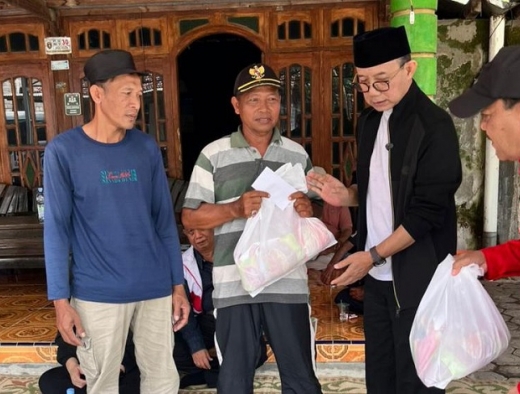 Kanang Tinjau Langsung Lokasi dan Salurkan Bantuan Bagi Korban Puting Beliung di Ngawi
