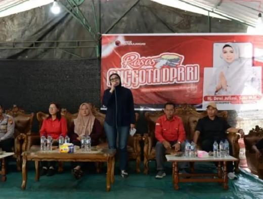 Dewi Juliani Serap Aspirasi Warga Meranti Lewat Dialog Interaktif 