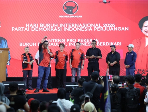  Di Hadapan 1.500 Buruh, Sekjen PDI Perjuangan Hasto Ajak Perkuat Solidaritas dan Gotong Royong