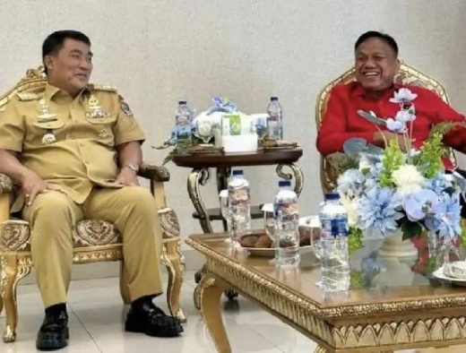 Hangat! Olly Dondokambey Sambangi YSK, Tegaskan PDI Perjuangan Siap Kawal Program Pro-Rakyat