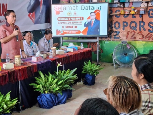 Filosofi Bangunan Kokoh: Sofyan Tan Bedah Empat Pilar di Hadapan Ratusan Orang Tua Siswa