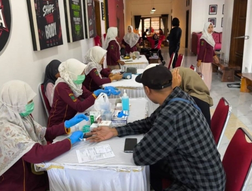 Peringati Bulan Bung Karno, PDI Perjuangan Magetan Gelar Cek Kesehatan Gratis untuk Warga
