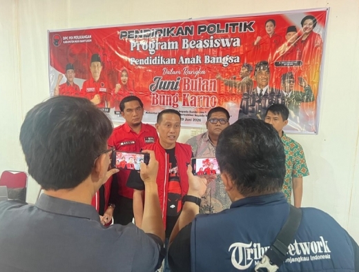 PDI Perjuangan Muba Salurkan Beasiswa Rp129,6 Juta Untuk Sembilan Mahasiswa, Wujud Nyata Kepedulian Terhadap Pendidikan