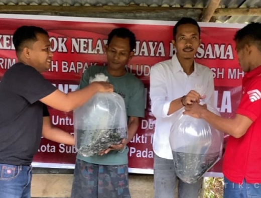 Jamaluddin Idham Salurkan 3,7 Juta Bibit Ikan Ke Lebih dari 100 Pokdakan di Berbagai Kab/Kota di Aceh