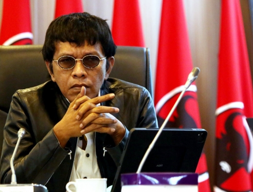 Adian Napitupulu: Buku Anotasi KUHAP Jadi Babak Baru Kepastian Hukum di Indonesia
