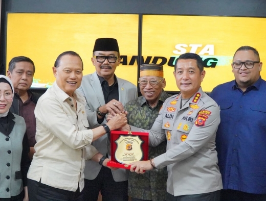 Cegah Pelanggaran Kode Etik Anggota DPR, Wayan Sudirta: MKD dan Polri Harus Perkuat Sinergi