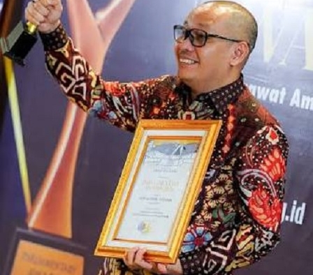 Sofwan Dedy Terima Parliamentary Awards 2026, Tegaskan Komitmen Bangun Desa dan Pelayanan Publik
