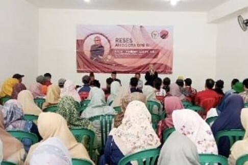 Serap Aspirasi Warga Gresik, Legislator Nila Yani Komitmen Bantu Lift Klinik Hingga Modal Usaha UMKM
