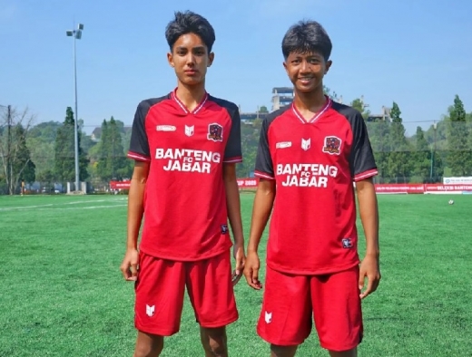 Tembus Seleksi Ketat, Dua Pesepak Bola Muda Depok Perkuat Tim Jabar Banteng di Soekarno Cup 2026
