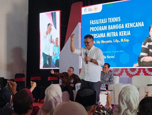 Siapkan Generasi Emas 2045, DPR dan Kemendukbangga Dorong Perencanaan Keluarga di Rembang