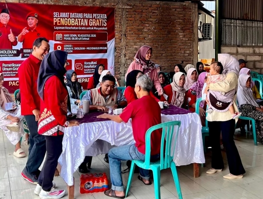 DPC PDI Perjuangan Jepara Gelar Pengobatan Gratis dan Dapur Marhaen untuk Masyarakat