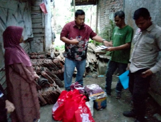 Yudha Puja Turnawan Dorong Pemkab Garut Carikan Solusi Untuk Janda Miskin di Mekarsari