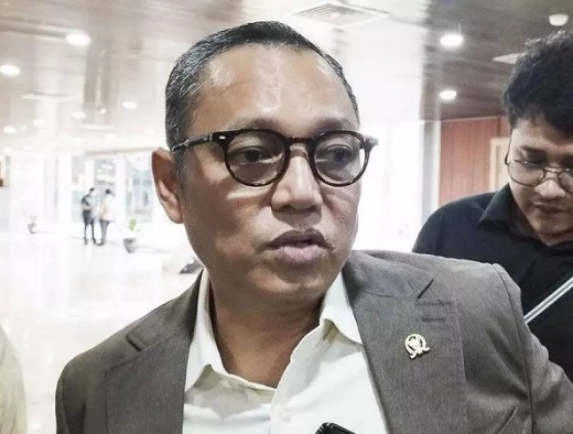 Pertanyakan Gibran, Deddy Sitorus Heran Mahasiswa UBK Tak Diajak ke NTT: Jangan Habis Manis Sepah Dibuang