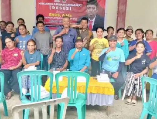 Reses di Taipanggabe, Enos Siap Kawal Aspirasi Jalan Desa Hingga Bibit Pertanian