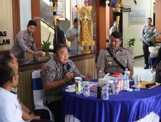Maling Ayam Tewas, I Nyoman Parta Datangi Polres Saat Reses di Tabanan