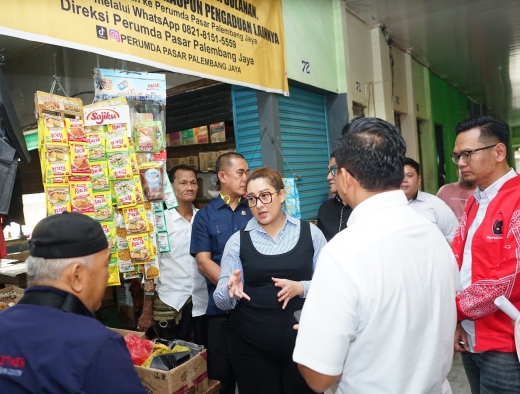Ayu Nur Suri Sidak ke Sejumlah Pasar di Kota Palembang 