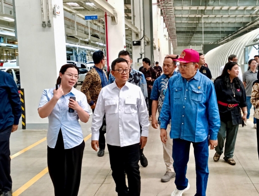 Kunjungi Pabrik BYD Subang, Cornelis Dorong Hilirisasi Nikel Indonesia Diperkuat