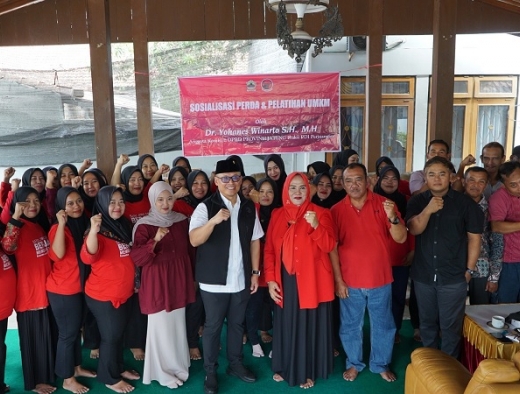 Dorong Kemandirian Ekonomi Keluarga, Yohanes Winarto Gelar Pelatihan UMKM di Desa Winong