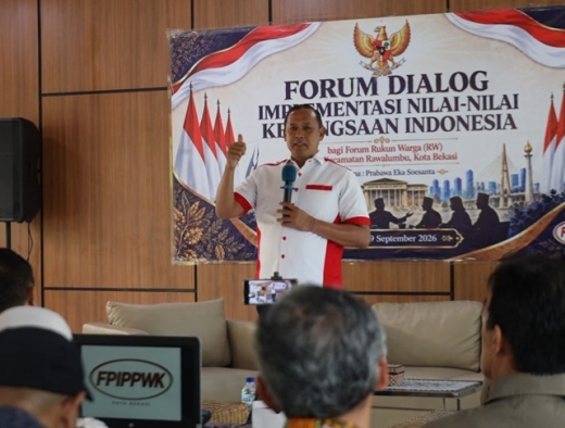 Mulai Januari 2027, Wali Kota Bekasi Tri Adhianto Berkantor di Pos RW