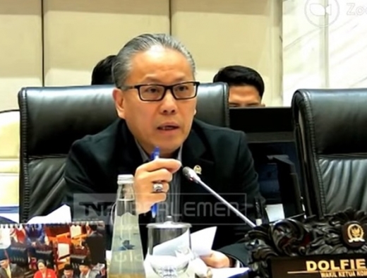 Dolfie OFP Dorong Bank Indonesia Evaluasi KPI Stabilitas Rupiah  