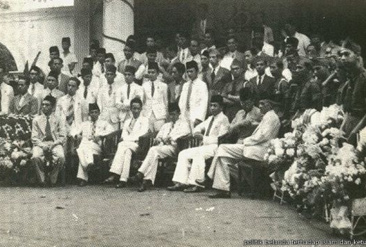 Perdebatan Rapat Malam Pertama Sebelum Ikrar Sumpah Pemuda
