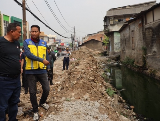 Tri Adhianto Susuri 9 Titik Infrastruktur Bekasi, Benahi Banjir dan Jalan Rusak 