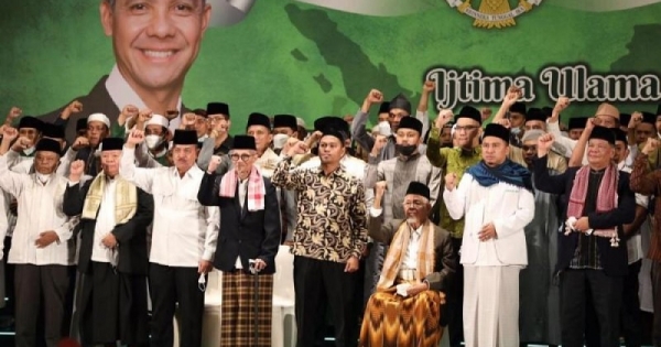 Dinilai Sebagai Figur Pemimpin Moderat, Tokoh Adat Sumbar Dukung Ganjar ...