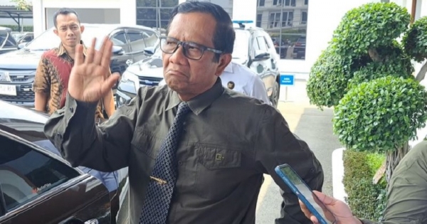 Mahfud Soal Baliho Gambar Dirinya Dan Ganjar Diturunkan: Enggak Penting