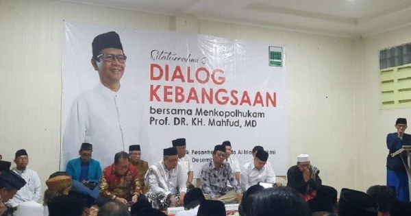 Soal Putusan Mk Batas Usia Capres Cawapres Mahfud Md Benar Atau Salah