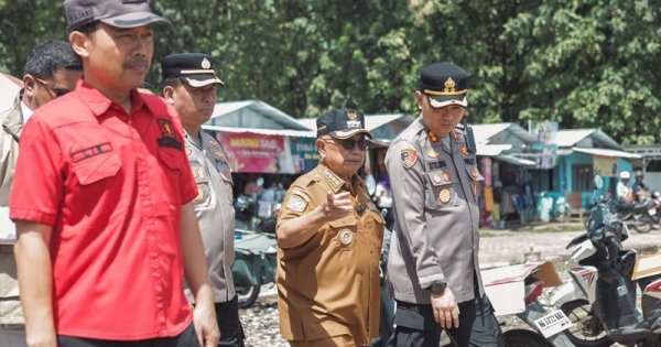 Jelang Idul Fitri, Forkopimda Kabupaten Blitar Monitoring Pasar dan Pos ...