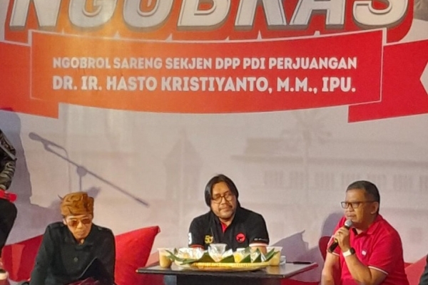 PDI Perjuangan Gelar Ngobrol Santai Anak Muda di Bandung