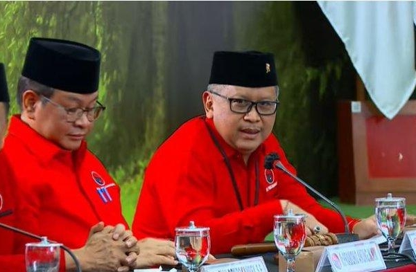 Hasto Minta Denny Indrayana Tulis Surat Terbuka soal Kecurangan Pemilu pada 2009