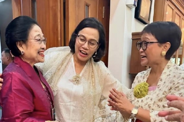 Sri Mulyani Unggah Potret Keakraban Bareng Megawati dan Retno, Hendrawan: Lahir dari Spontanitas Persahabatan