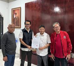 Serahkan Berkas Bacalon Bupati ke PDI Perjuangan Kabupaten Bogor, Ade Wardhana Siap Bertarung di Pilkada 2024