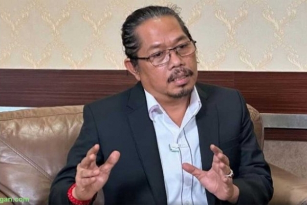 Buleks Pantau Program Bantuan Rutilahu di Kota Pahlawan