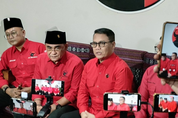 Basarah Tegaskan Bangsa Indonesia Harus Bangga Miliki Bung Karno