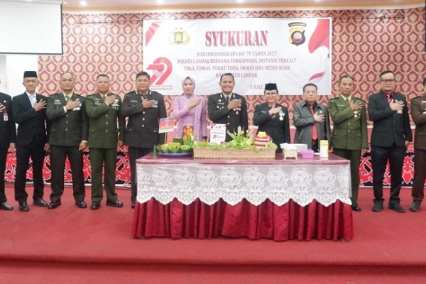 Bupati Karolin Harap Hari Bhayangkara Jadi Momentum Refleksi Gerak Langkah Polri
