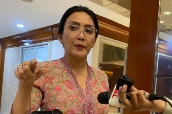 Rieke Diah Ingatkan Budi Arie Jangan Terlalu Fokus Keliling Daerah Untuk Sosialisasi Kopdes Merah Putuh
