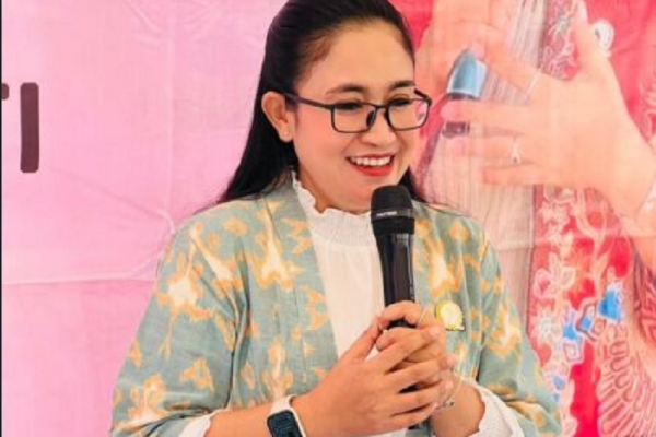 Tuti Turimayanti: Batik Bukan Hanya Kain Bermotif, Tapi Karya Seni Sarat Makna dan Filosofis 