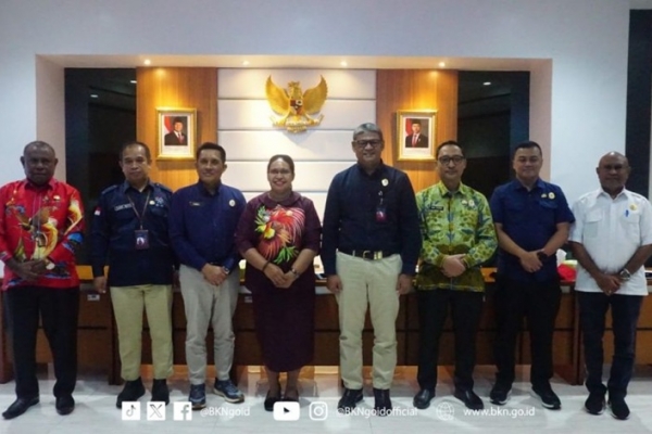 Petronela Krenak Dorong Sorong Selatan Jadi Role Model Manajemen Talenta di Papua Barat Daya