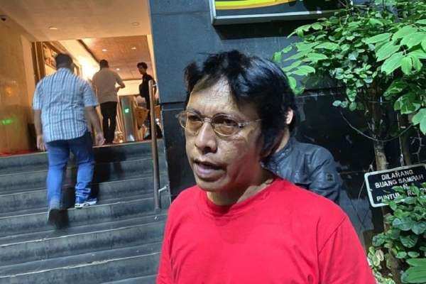 Adian Napitupulu Perjuangkan 2 Bus Sekolah yang Mulai Beroperasi di Kabupaten TTS