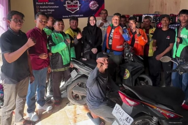 Sarifah Ainun Jariyah Gelar Pelatihan Servis Motor Bagi Komunitas Ojek Online