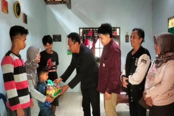 Banteng Kulon Progo Kunjungi Siswa Korban Dugaan Keracunan MBG