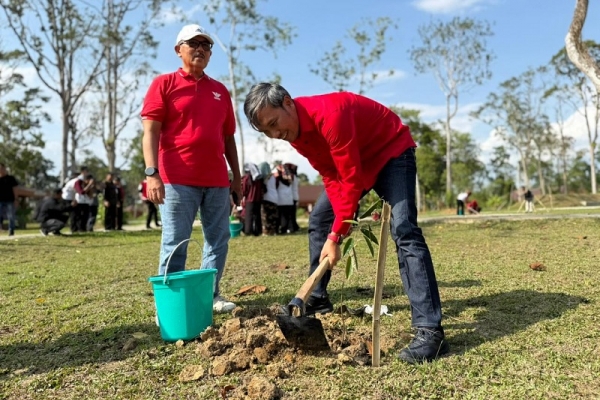 Edi Purwanto Gelar Gerakan Satu Kader Satu Pohon, Kado HUT Megawati di Candi Muara Jambi