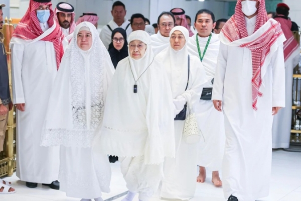 Megawati Umrah, Berdoa Bisa Menjaga Ideologi Pancasila dari Fitnah, Dengki, dan Iri Hati