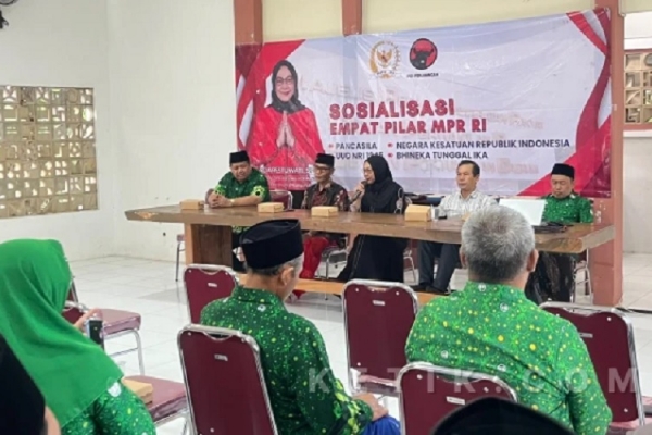 Sadarestuwati: Urgen!, Penguatan Nilai Kebangsaan di Sekolah-Sekolah Keagamaan Lewat Sosialisasi Empat Pilar