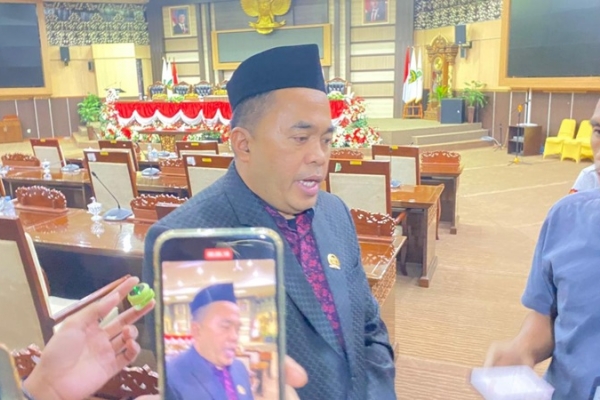Ahmad Yani Kritisi Realisasi GratisPol, Pendidikan Gratis Tak Boleh Ada Pengecualian