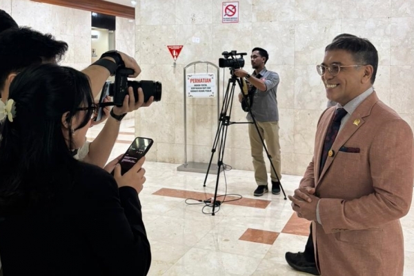 Samuel Wattimena Ingatkan UMKM Jangan Sekadar Jadi Slogan, Negara Harus Pastikan Penyerapan Pasar