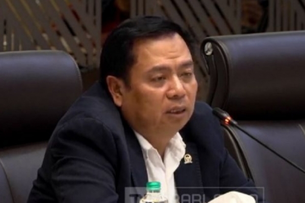 Lasarus Dorong Pengembangan Transportasi Bus Laut Solusi Kemacetan di Bali